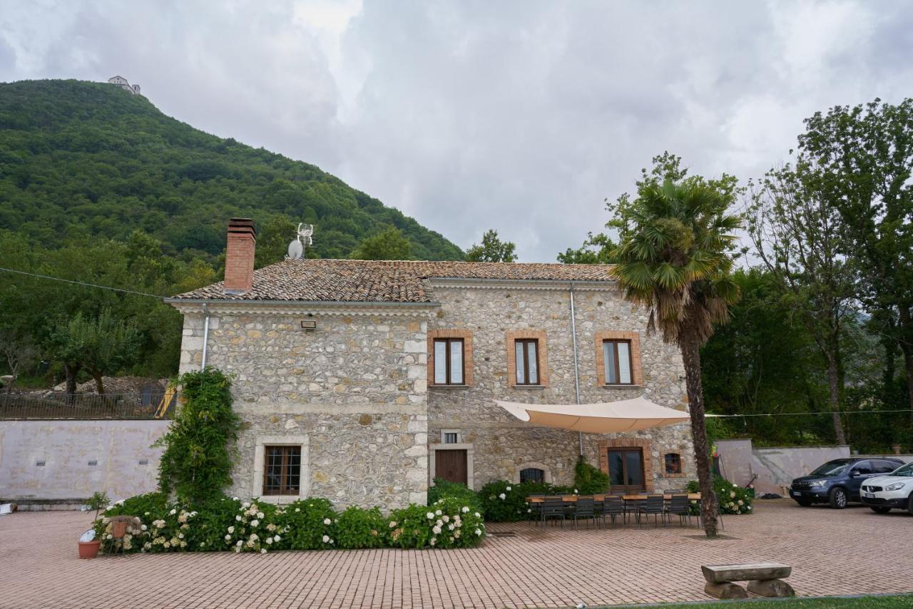 Masseria Boutique B&B Montella Buitenkant foto